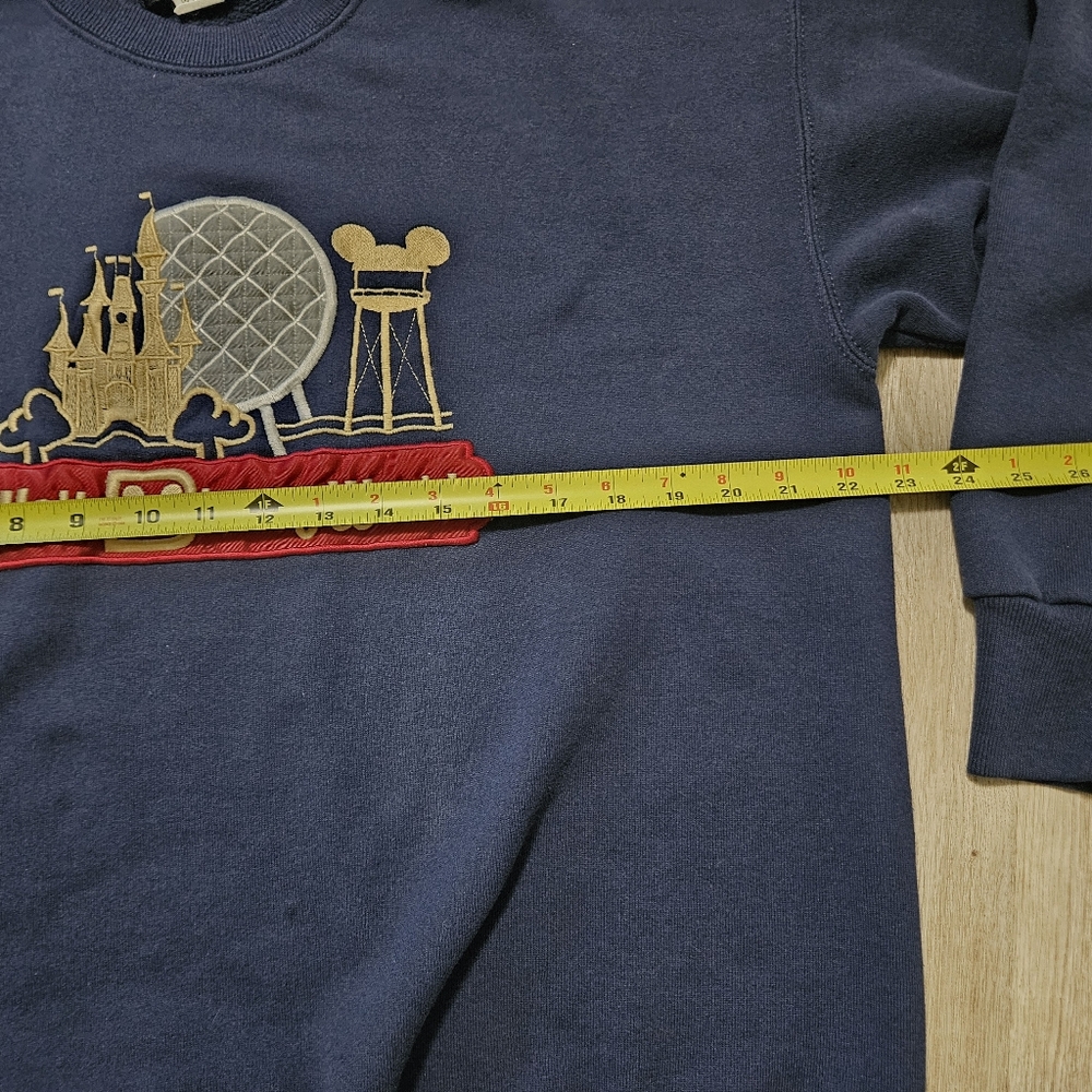 Mens L/XL Walt Disney World Retro Style Navy Blue Embroidered Logo Sweatshirt - Picture 5 of 5